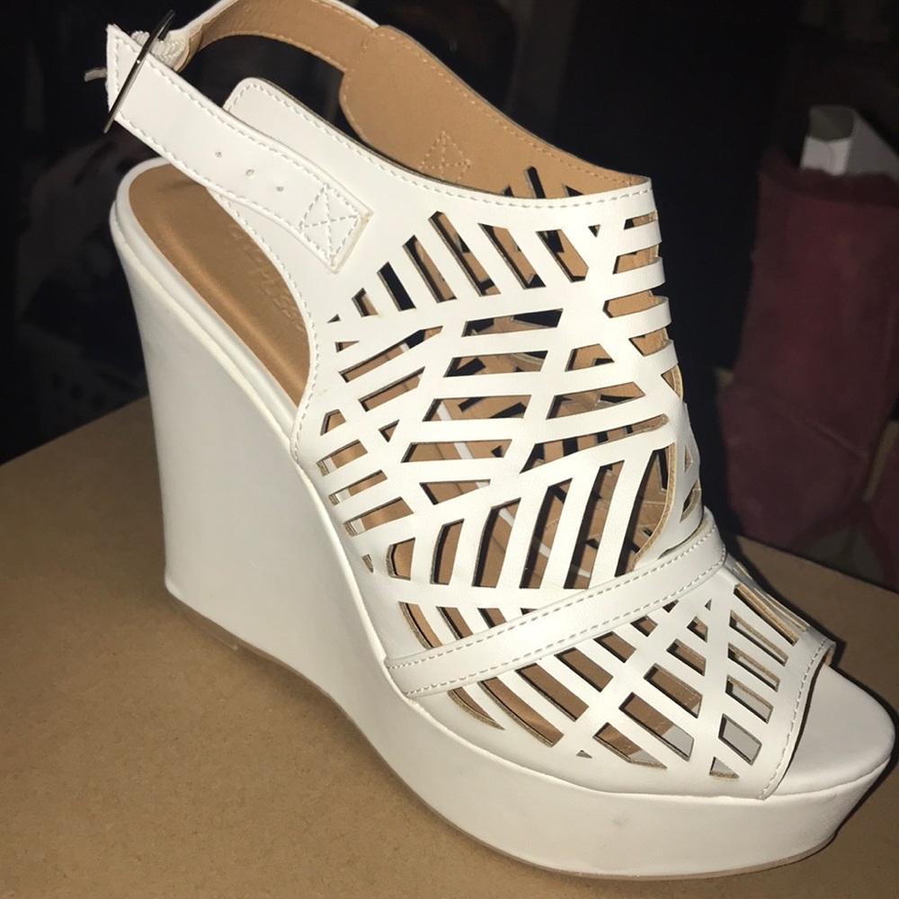 Charlotte Russe White Wedges